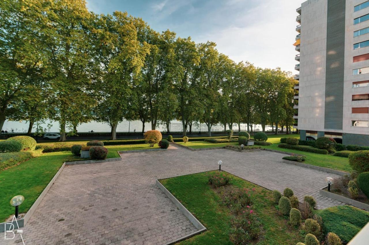 Le Matignon - Design Apartment Facing Lake Annecy Bagian luar foto