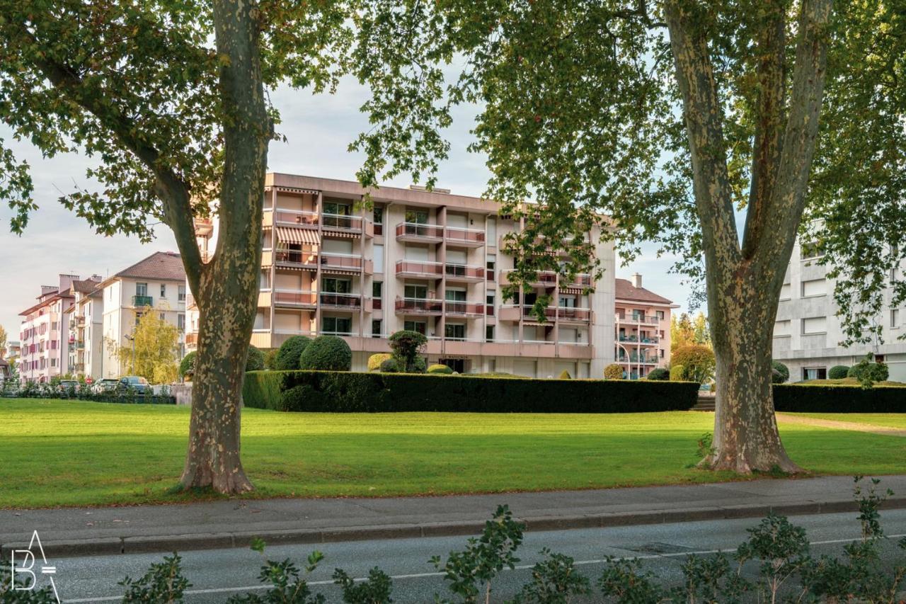 Le Matignon - Design Apartment Facing Lake Annecy Bagian luar foto